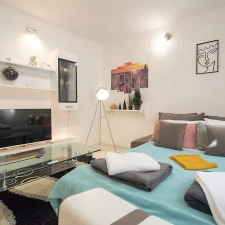 Duplex *